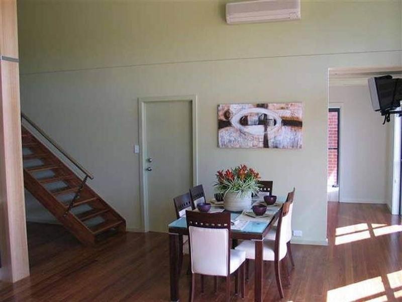 17 Shorehaven Place, Varsity Lakes QLD 4227