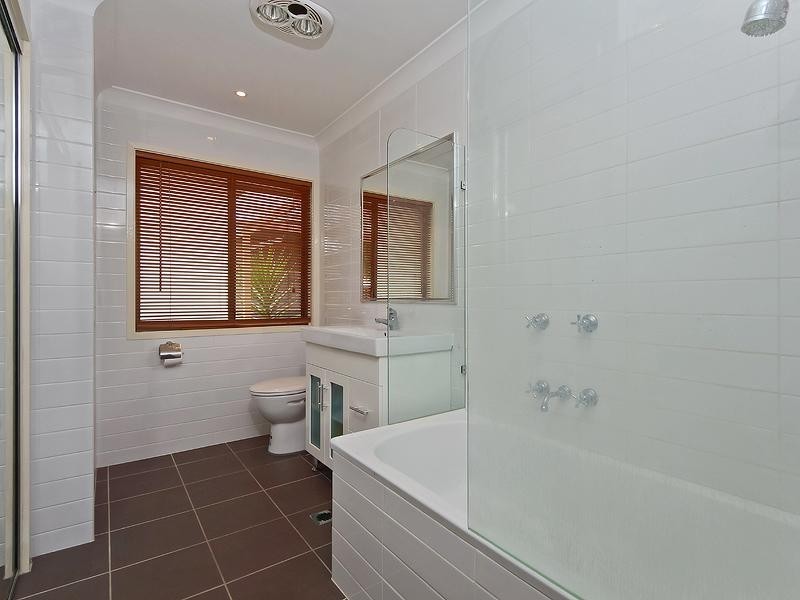 95 Cobai Drive, Mudgeeraba QLD 4213