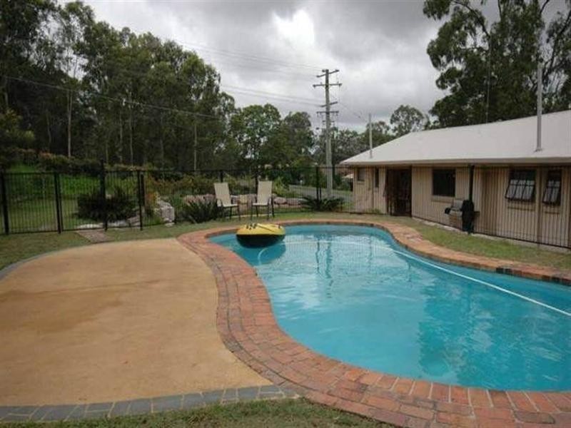 13 Thredbo Drive, Worongary QLD 4213