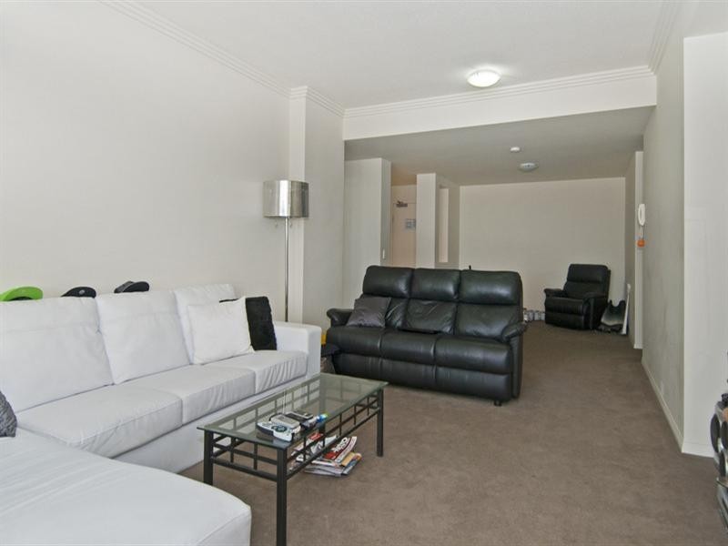 103/251 Varsity Parade, Varsity Lakes QLD 4227