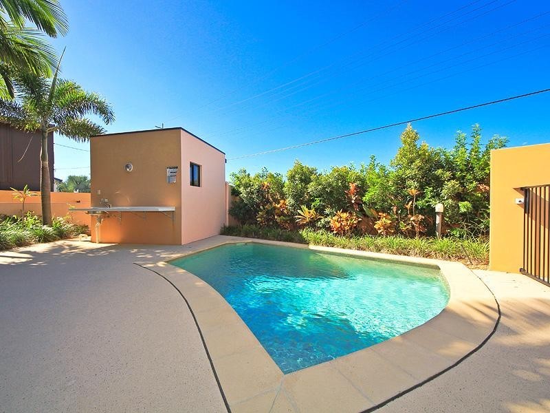 4/2104 Gold Coast Highway, Miami QLD 4220