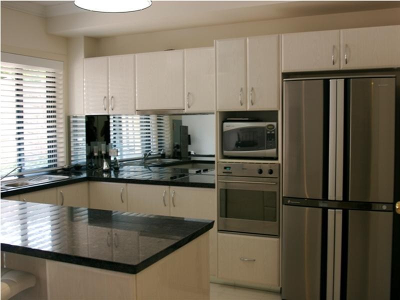 21/117 Palm Meadows Drive, Carrara QLD 4211