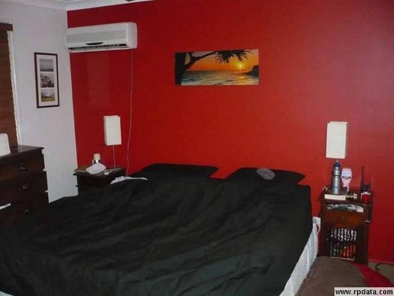 31 Lancelin Drive, Mermaid Waters QLD 4218