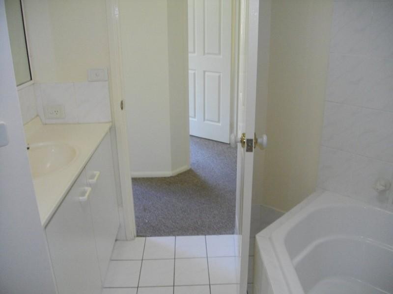 13/16 Whitby Street, Southport QLD 4215