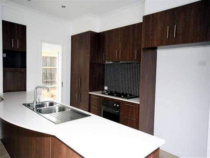 123 BAYSWATER Avenue, Varsity Lakes QLD 4227