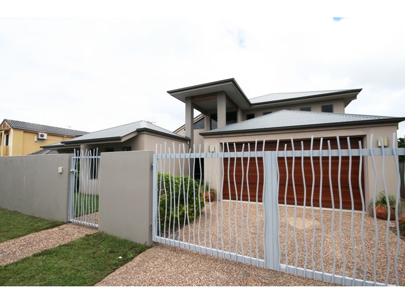 46 Mapleton Circuit, Varsity Lakes QLD 4227