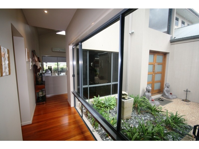 46 Mapleton Circuit, Varsity Lakes QLD 4227