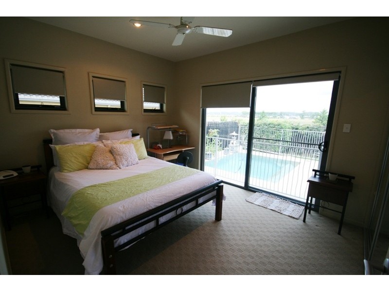 46 Mapleton Circuit, Varsity Lakes QLD 4227