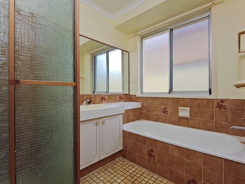 26 Volante Crescent, Mermaid Waters QLD 4218