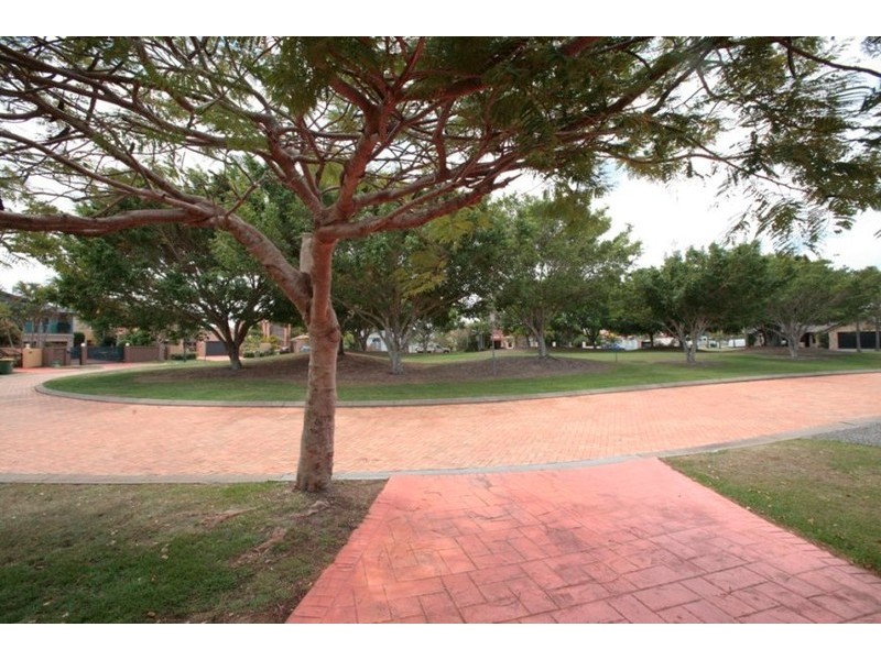 Clear Island Waters QLD 4226