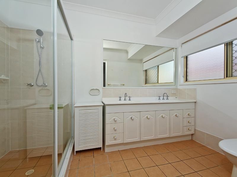 22 Protea Court, Robina QLD 4226