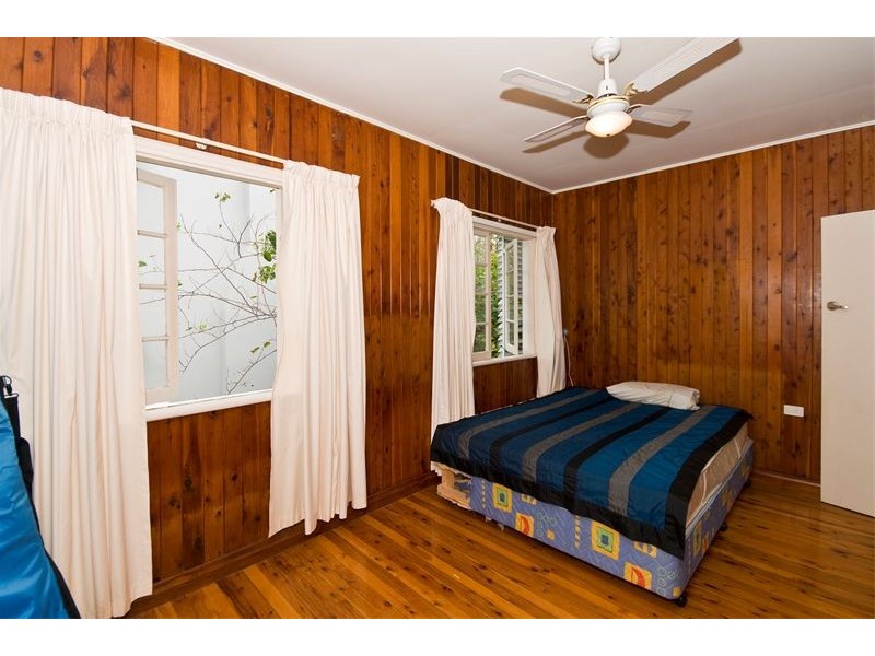 21 Hilda Street, Mermaid Beach QLD 4218