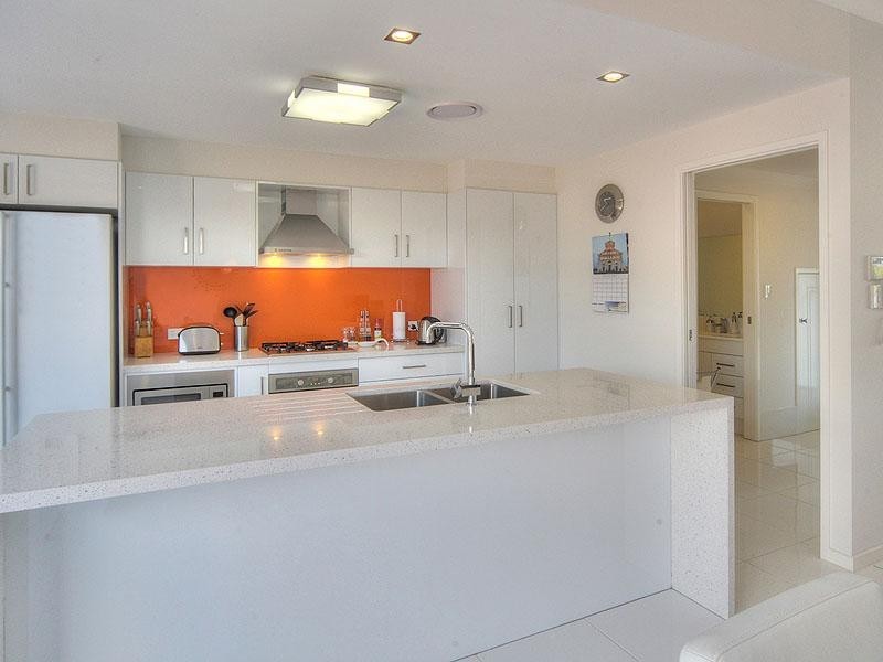 12 South Bay Drive, Varsity Lakes QLD 4227