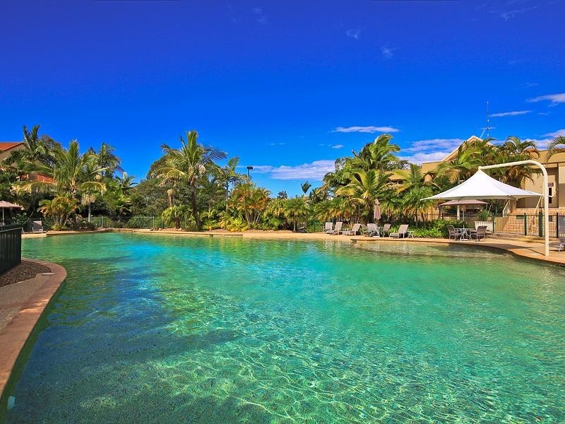 3/125 Santa Cruz Boulevard, Clear Island Waters QLD 4226