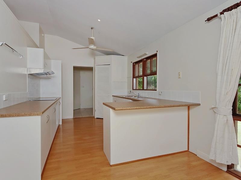 13 Thredbo Drive, Worongary QLD 4213