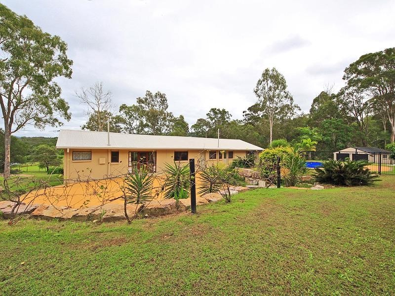 13 Thredbo Drive, Worongary QLD 4213