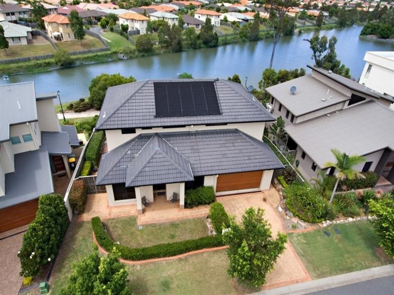 14 Comore Drive, Varsity Lakes QLD 4227