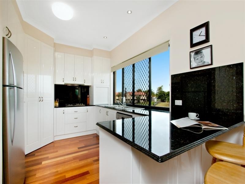 14 Comore Drive, Varsity Lakes QLD 4227