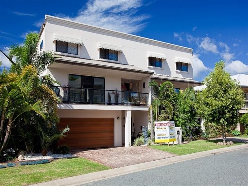 2/9 Mapleton Circuit, Varsity Lakes QLD 4227