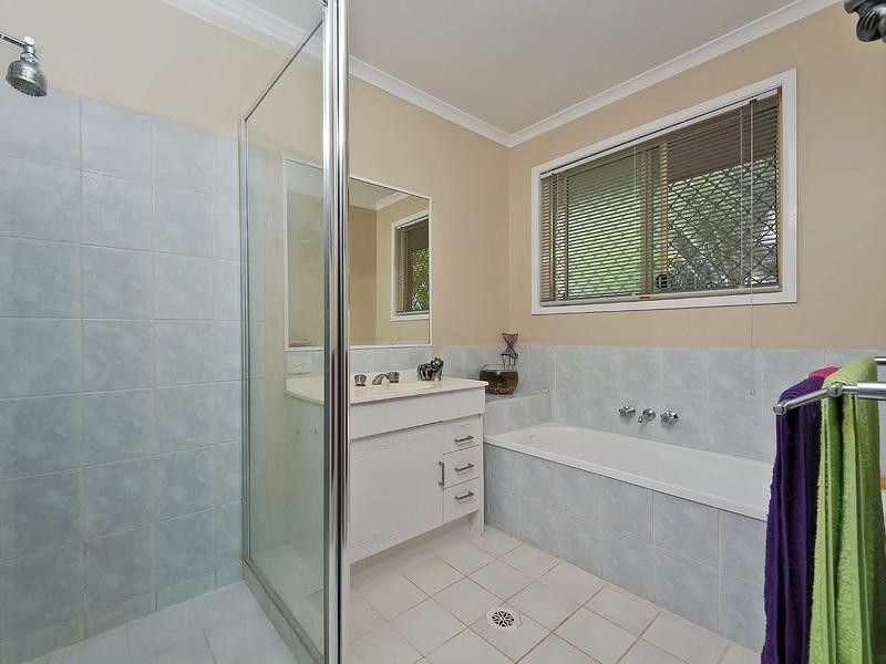 4 Crelga Court, Merrimac QLD 4226
