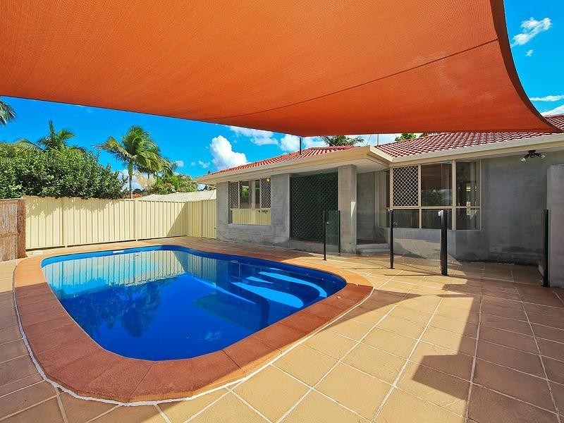 37 Hickey Way, Carrara QLD 4211