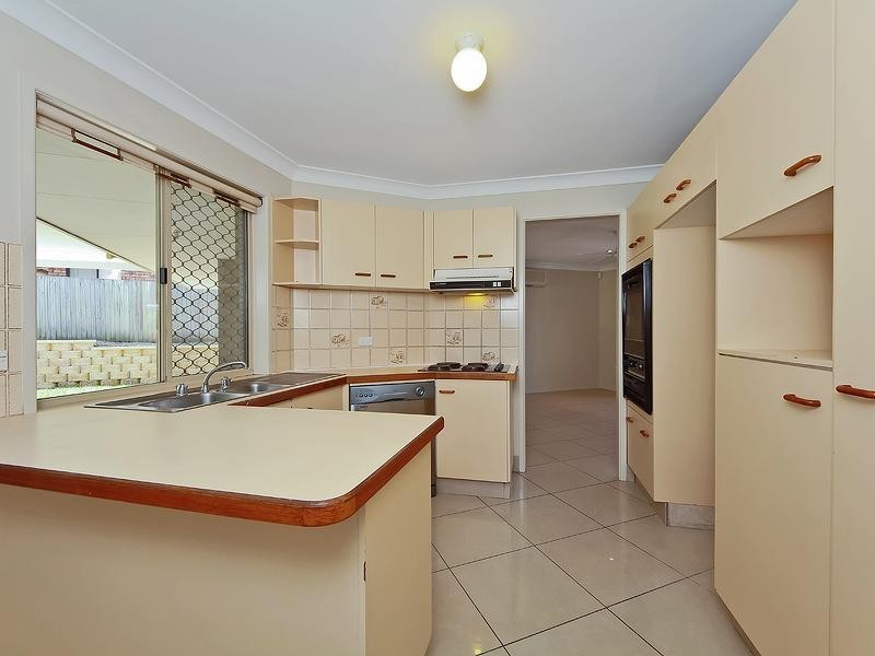 37 Hickey Way, Carrara QLD 4211