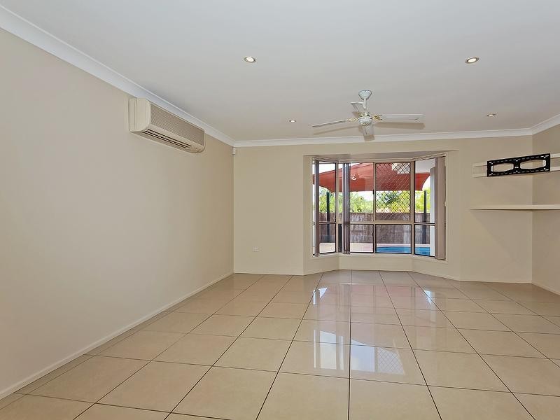 37 Hickey Way, Carrara QLD 4211