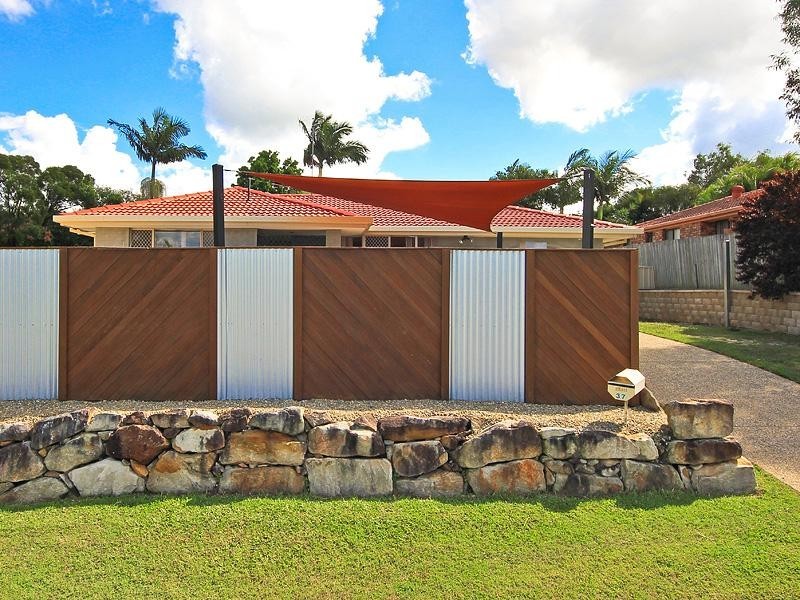 37 Hickey Way, Carrara QLD 4211