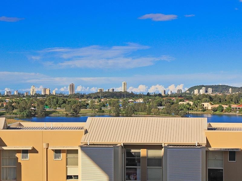 120/251 Varsity Parade, Varsity Lakes QLD 4227