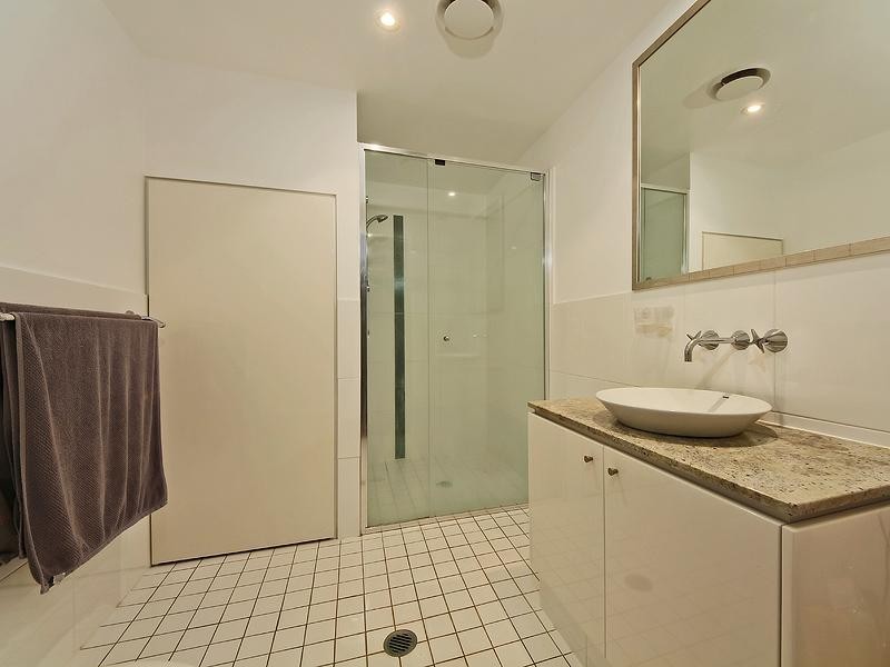 120/251 Varsity Parade, Varsity Lakes QLD 4227