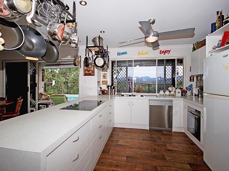 6 Orchna Street, Burleigh Heads QLD 4220