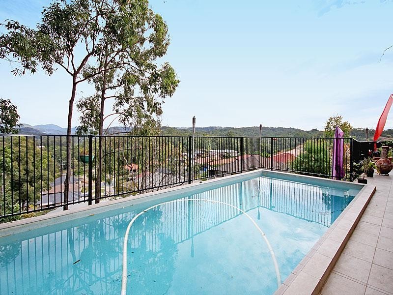 6 Orchna Street, Burleigh Heads QLD 4220