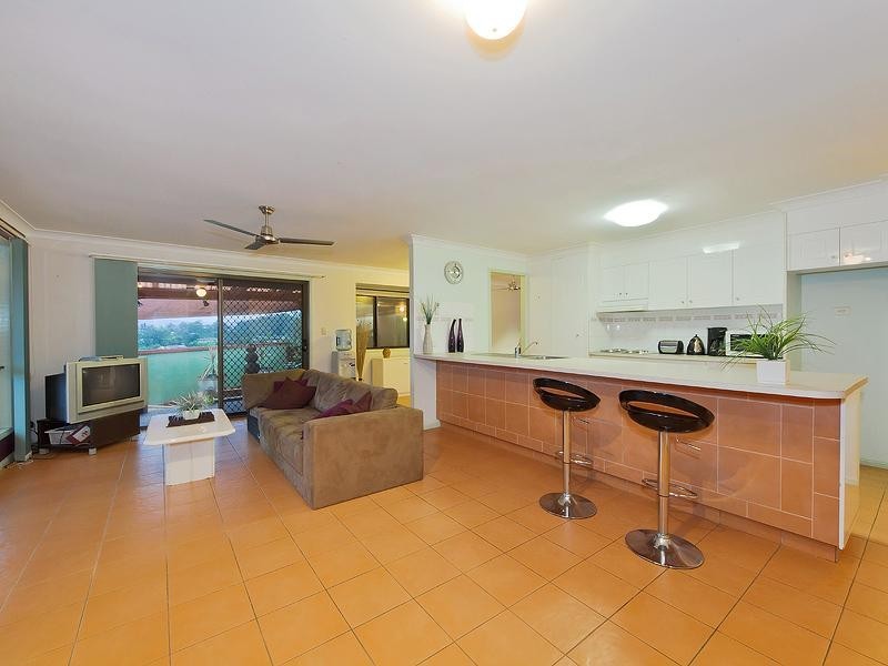37 Woolmere Street, Carrara QLD 4211