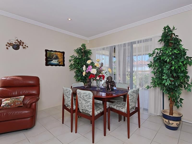 94a Olympus Drive, Robina QLD 4226