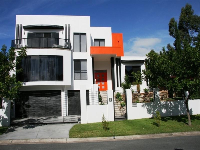 1 The Links, Robina QLD 4226