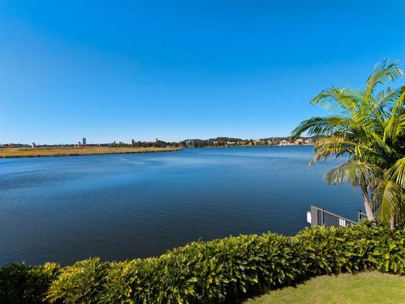1/255 Varsity Parade, Varsity Lakes QLD 4227