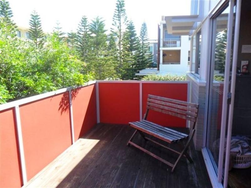 2 Watts Drive, Varsity Lakes QLD 4227