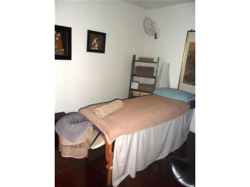 2 Watts Drive, Varsity Lakes QLD 4227