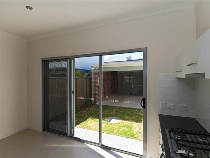 14 Jurien Crescent, Varsity Lakes QLD 4227