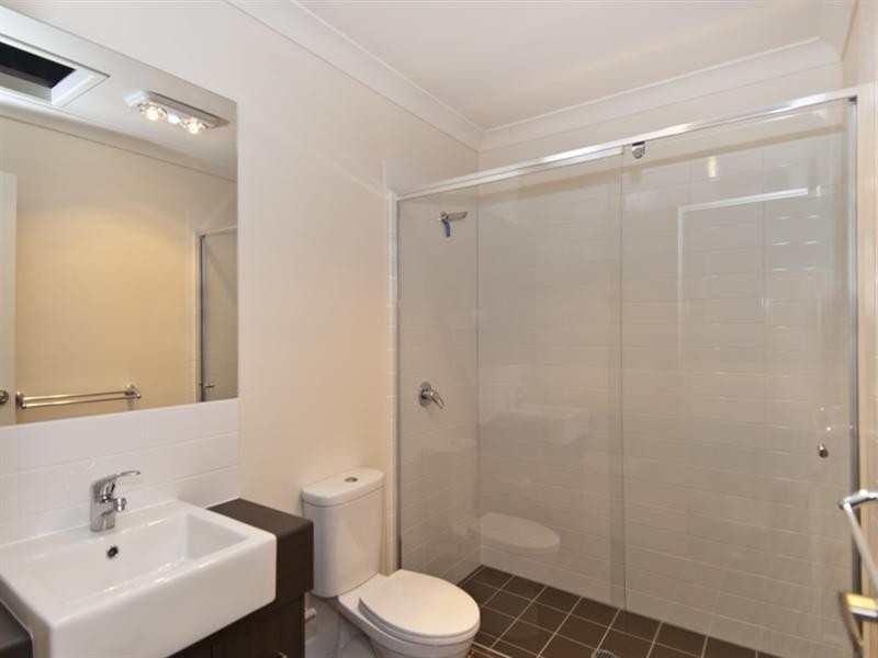 14 Jurien Crescent, Varsity Lakes QLD 4227