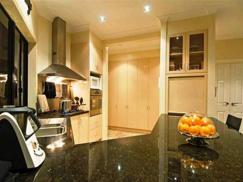 24 Uplands Court, Tallai QLD 4213