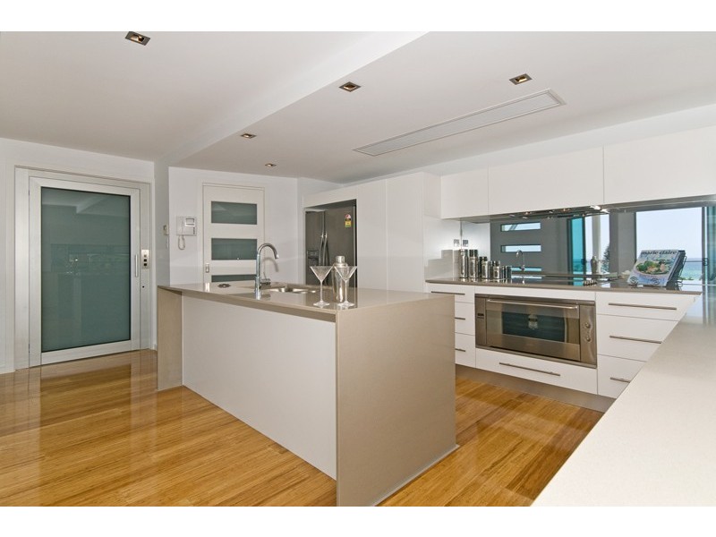 94 Pacific Parade, Bilinga QLD 4225