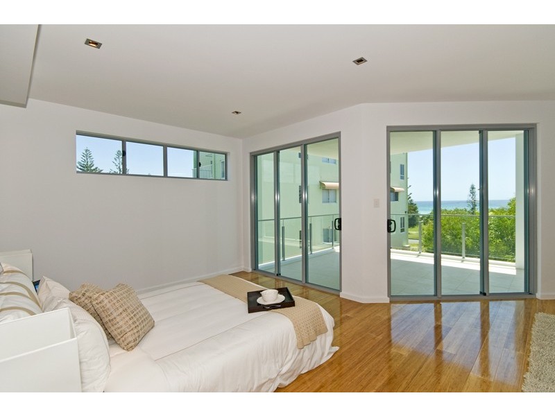 94 Pacific Parade, Bilinga QLD 4225