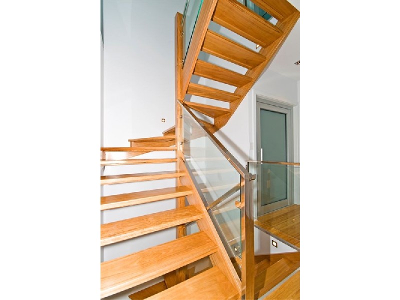 94 Pacific Parade, Bilinga QLD 4225