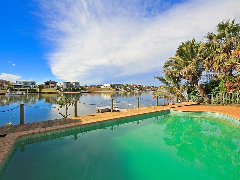 30 Witt Avenue, Carrara QLD 4211