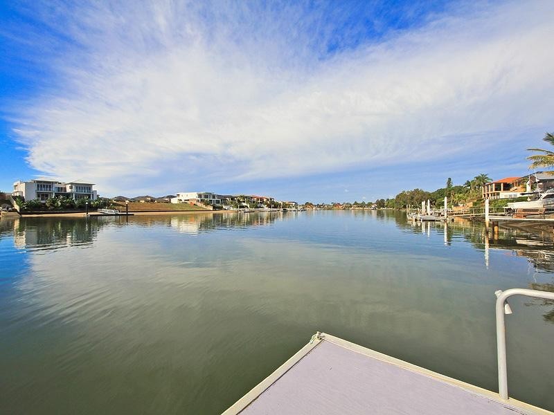 30 Witt Avenue, Carrara QLD 4211