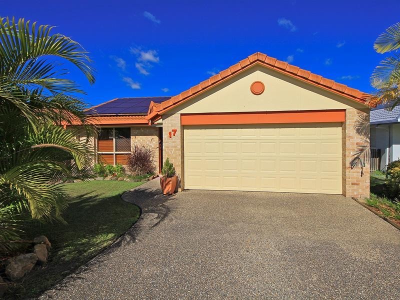 17 County Lane, Merrimac QLD 4226