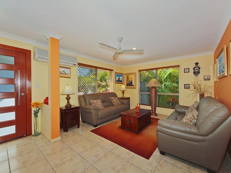 17 County Lane, Merrimac QLD 4226