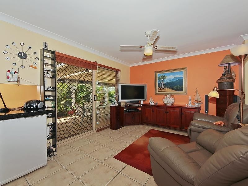 17 County Lane, Merrimac QLD 4226