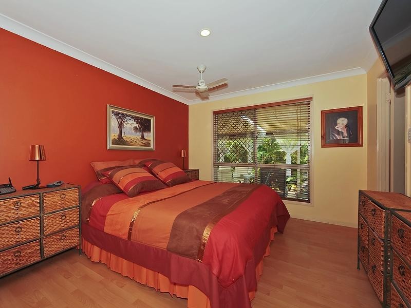 17 County Lane, Merrimac QLD 4226